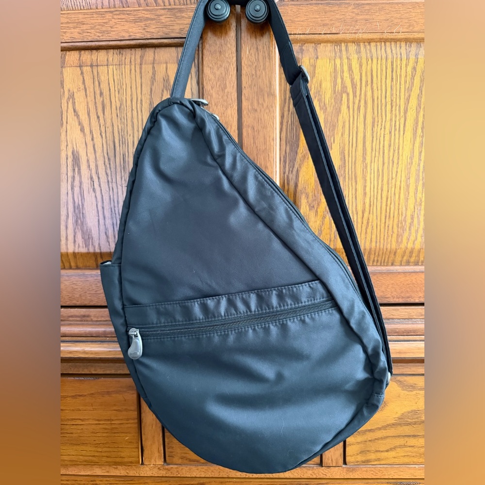 Ameribag Healthy Back Black Sling Bag (17”) NWOT